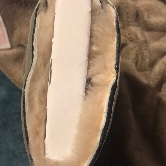 Brand New Uggs - Picture 4 of 8